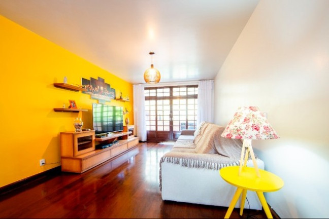 Imagem Casa de Condomínio com 4 Quartos à Venda, 150 m² em Alto - Teresópolis