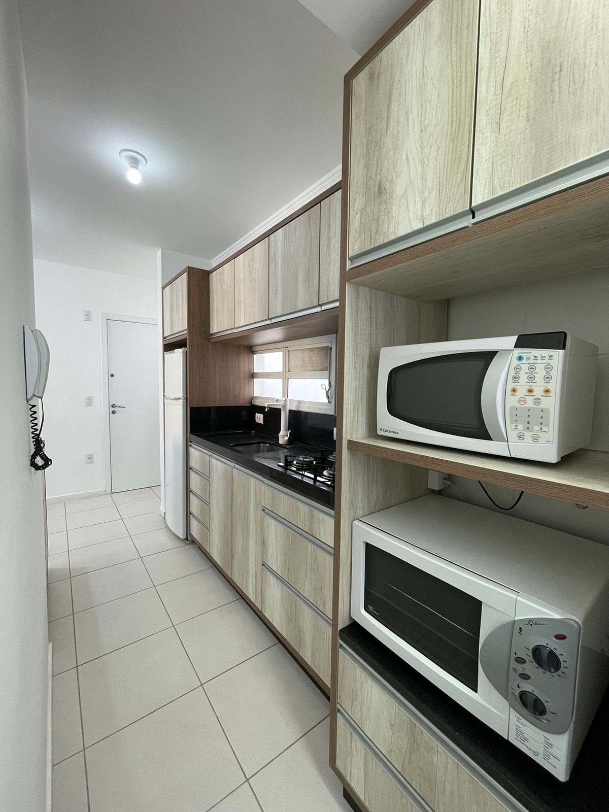 Imagem Apartamento com 2 Quartos à Venda, 74 m²em Canasvieiras - Florianópolis