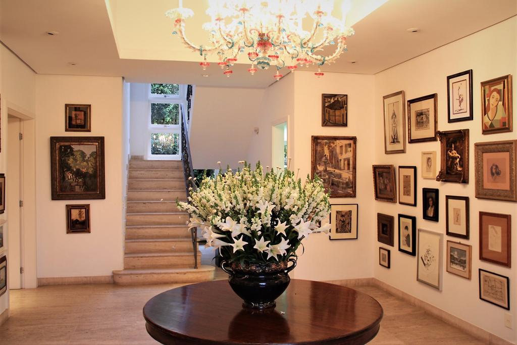 Imagem Casa com 6 Quartos à Venda ou Locação, 721 m²em Palos Verdes - Carapicuíba Imagem Casa com 6 Quartos à Venda ou Locação, 721 m²em Palos Verdes - Carapicuíba