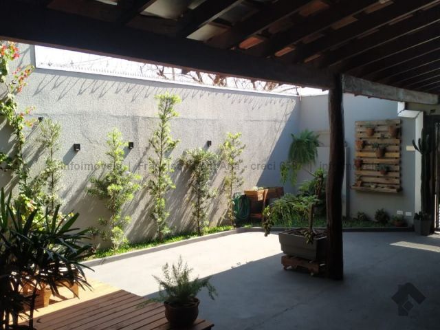 Imagem Casa com 2 Quartos à Venda, 152 m²em Los Angeles - Campo Grande Imagem Casa com 2 Quartos à Venda, 152 m²em Los Angeles - Campo Grande