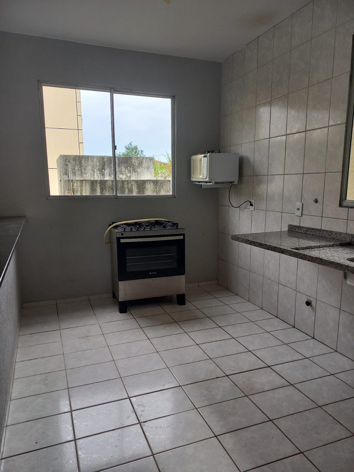 Imagem Apartamento com 2 Quartos à Venda, 45 m² em Inhoaíba - Rio de Janeiro Imagem Apartamento com 2 Quartos à Venda, 45 m² em Inhoaíba - Rio de Janeiro