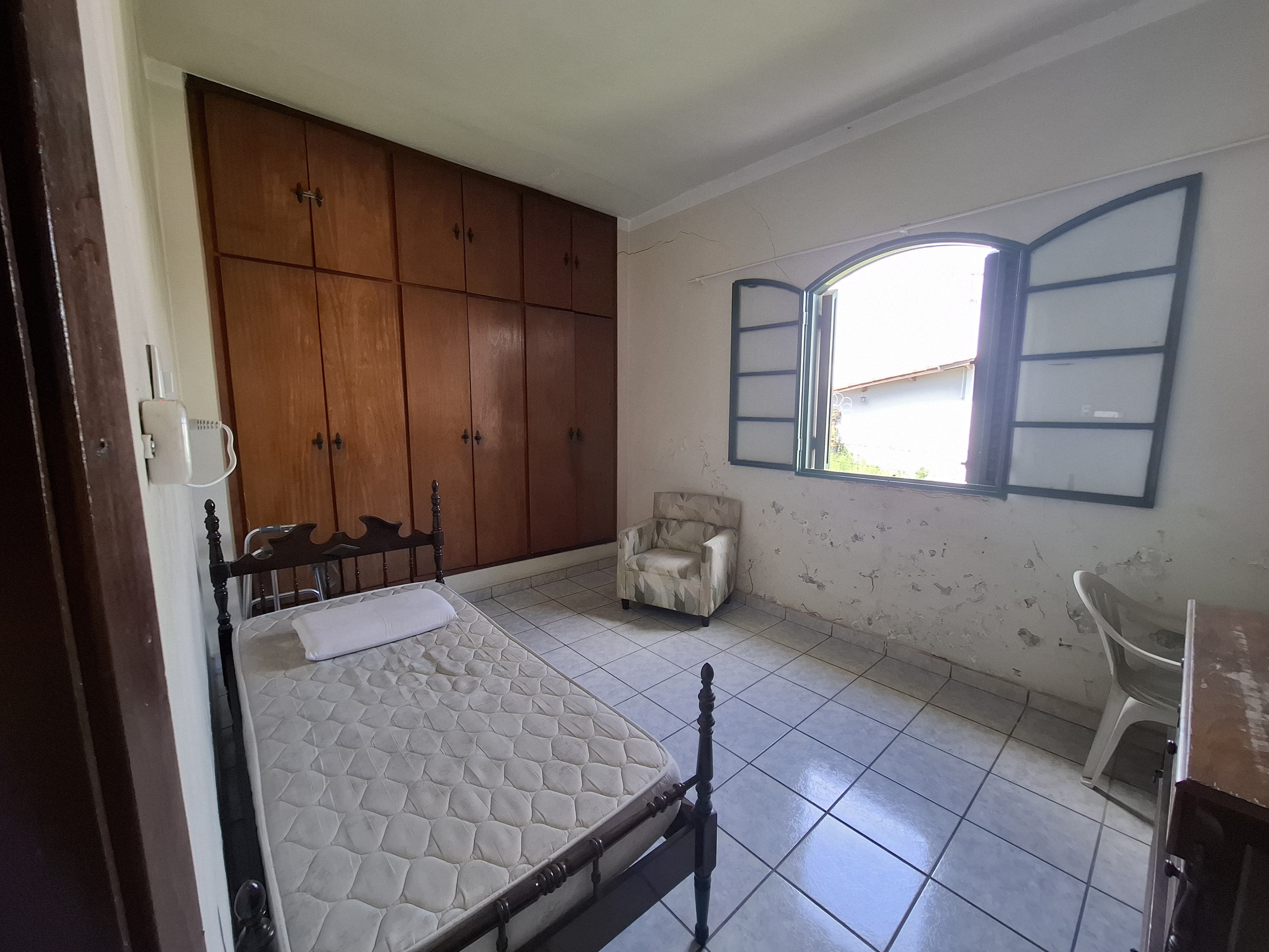Imagem Casa com 3 Quartos à Venda, 410 m² em Jardim Santa Rosália - Sorocaba Imagem Casa com 3 Quartos à Venda, 410 m² em Jardim Santa Rosália - Sorocaba