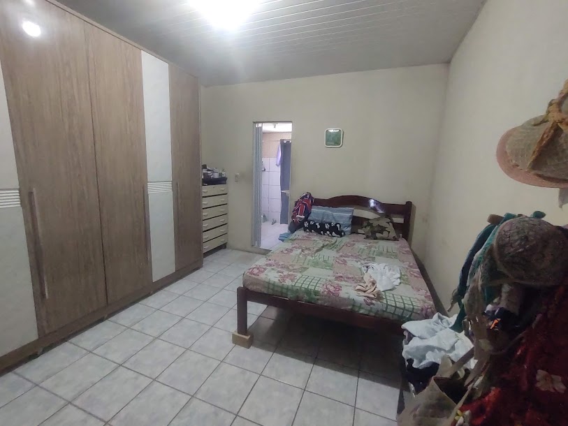 Imagem Casa com 4 Quartos à Venda, 220 m²em Passaré - Fortaleza