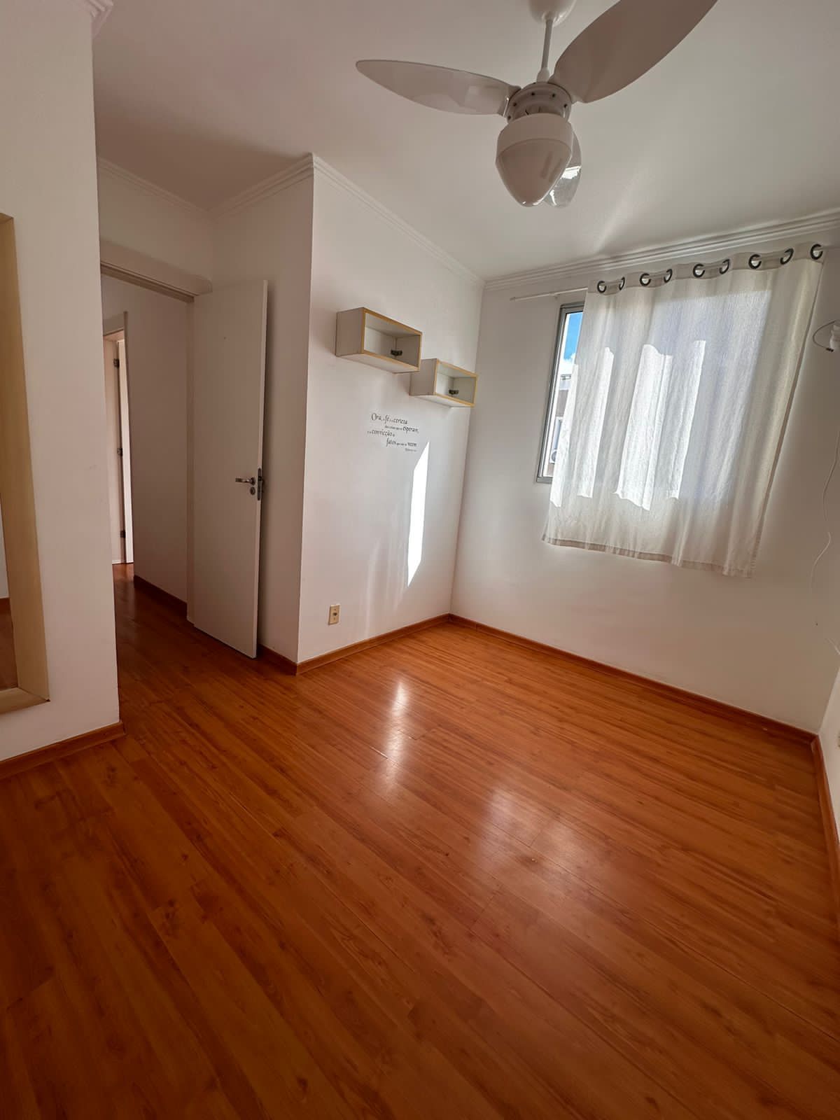 Imagem Apartamento com 2 Quartos à Venda ou Temporada, 44 m²em Caji - Lauro de Freitas