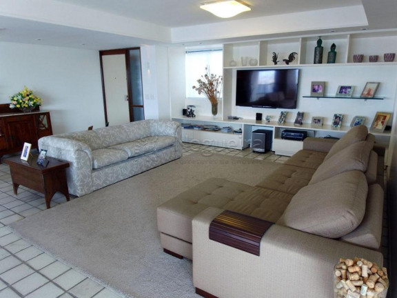 Casa com 4 Quartos à Venda, 393 m² em Casa Amarela - Recife