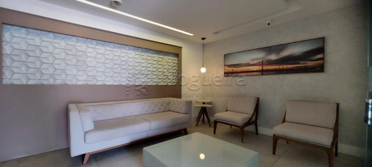 Imagem Apartamento com 2 Quartos à Venda, 79 m²em Casa Amarela - Recife