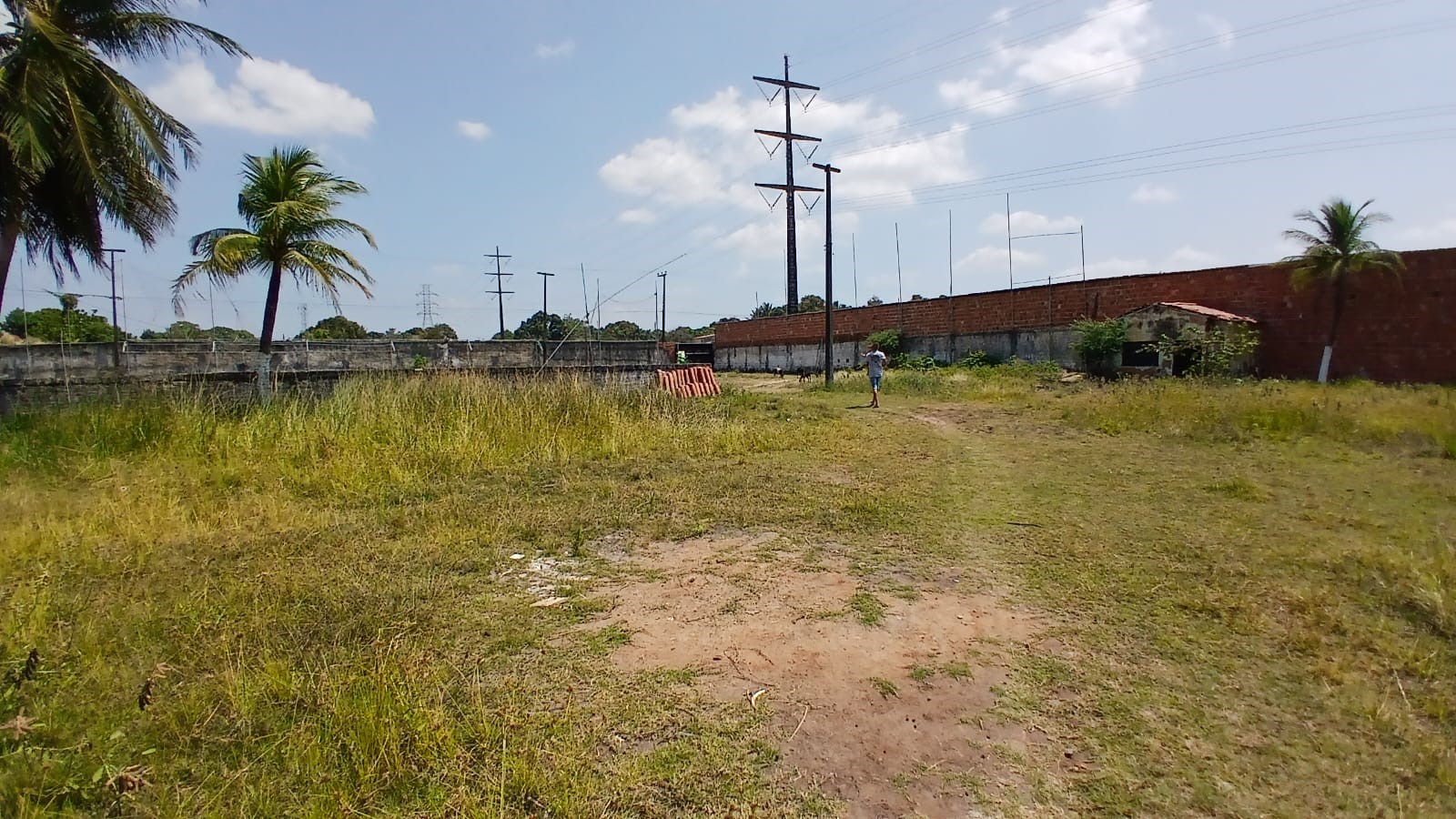 Imagem Casa com 3 Quartos à Venda, 1.000 m² em Siqueira - Maracanaú Imagem Casa com 3 Quartos à Venda, 1.000 m² em Siqueira - Maracanaú