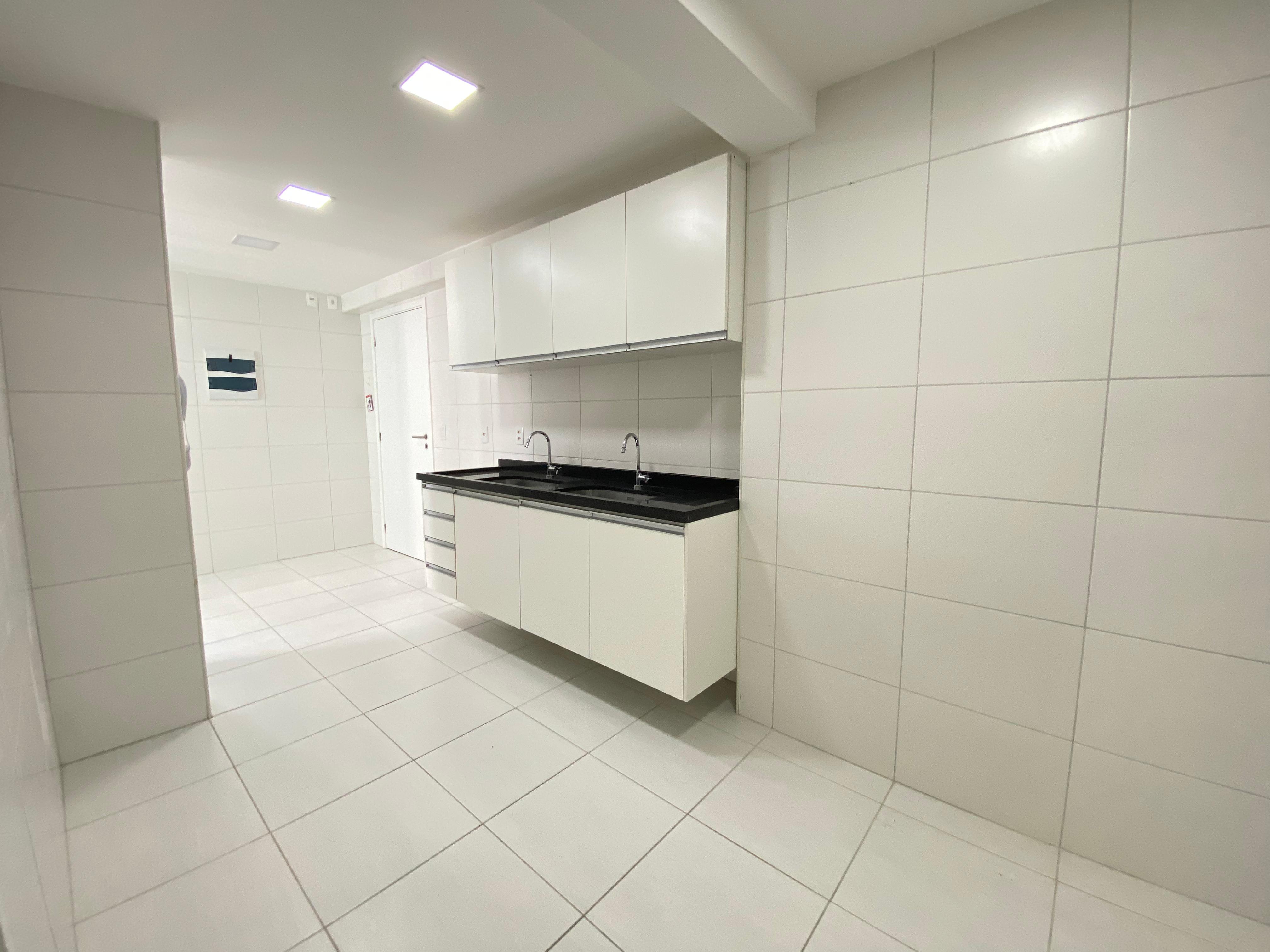 Imagem Apartamento com 4 Quartos à Venda, 136 m²em Boa Viagem - Recife