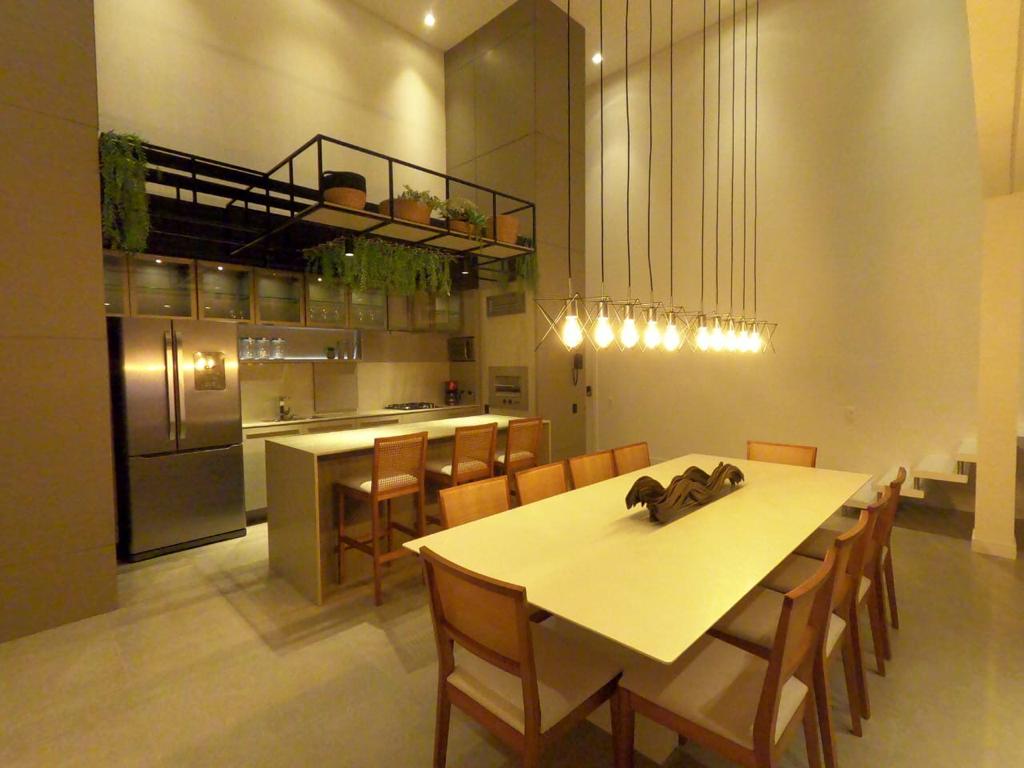 Imagem Apartamento com 4 Quartos à Venda, 220 m² em Jurerê Internacional - Florianópolis