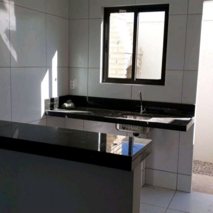 Imagem Casa de Condomínio com 2 Quartos à Venda, 77 m² em Nova Parnamirim - Parnamirim