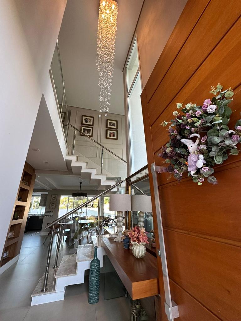 Imagem Casa de Condomínio com 4 Quartos à Venda, 300 m²em Condomínio Reserva da Serra - Jundiaí Imagem Casa de Condomínio com 4 Quartos à Venda, 300 m²em Condomínio Reserva da Serra - Jundiaí