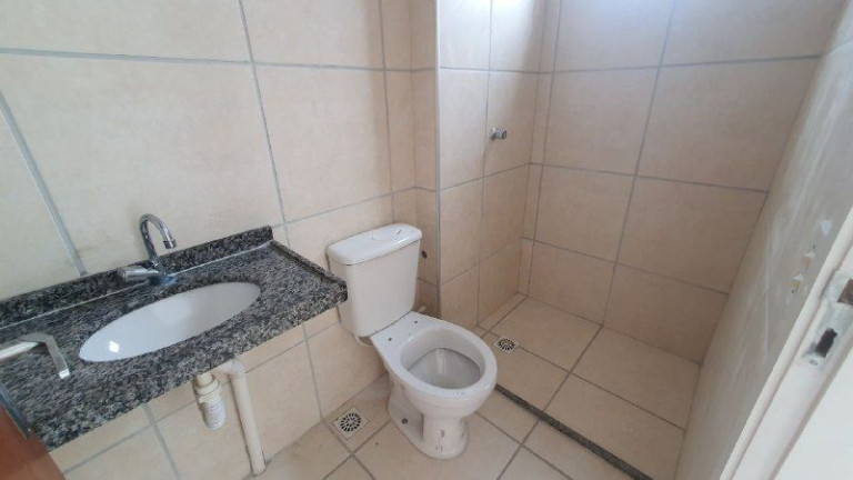 Imagem Apartamento com 3 Quartos à Venda, 54 m² em Montese - Fortaleza