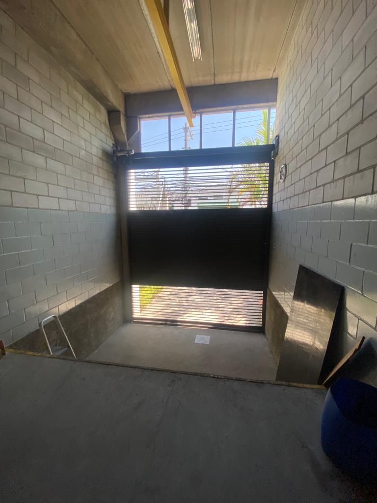 Imagem Galpão para Alugar, 780 m² em Vila Anastácio - São Paulo