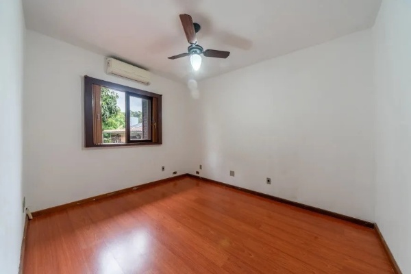 Imagem Casa com 3 Quartos à Venda, 151 m² em Jardim Isabel - Porto Alegre