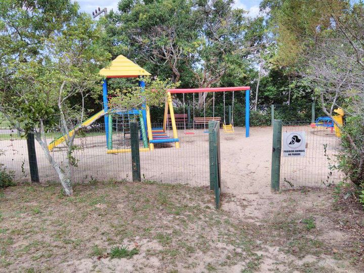 Imagem Terreno à Venda, 900 m² em Rio Tavares - Florianópolis Imagem Terreno à Venda, 900 m² em Rio Tavares - Florianópolis