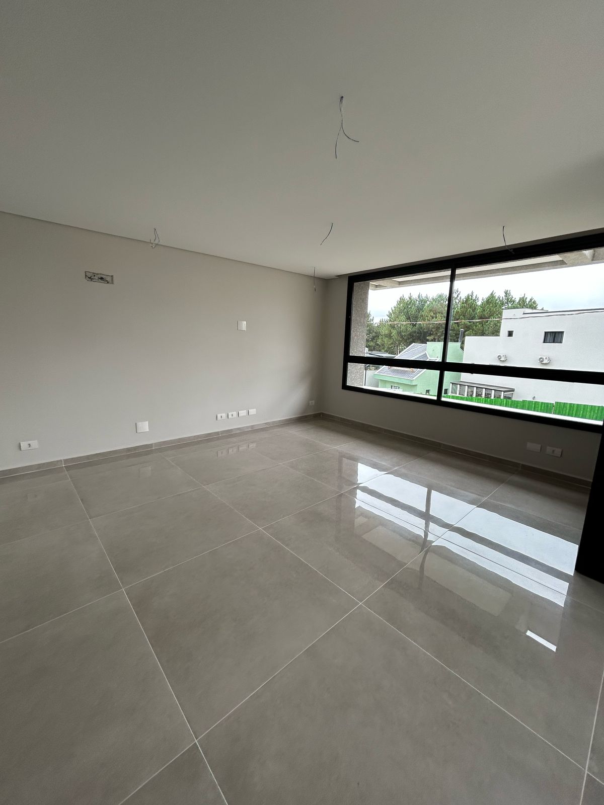 Imagem Casa de Condomínio com 3 Quartos à Venda, 214 m² em Santa Cândida - Curitiba Imagem Casa de Condomínio com 3 Quartos à Venda, 214 m² em Santa Cândida - Curitiba