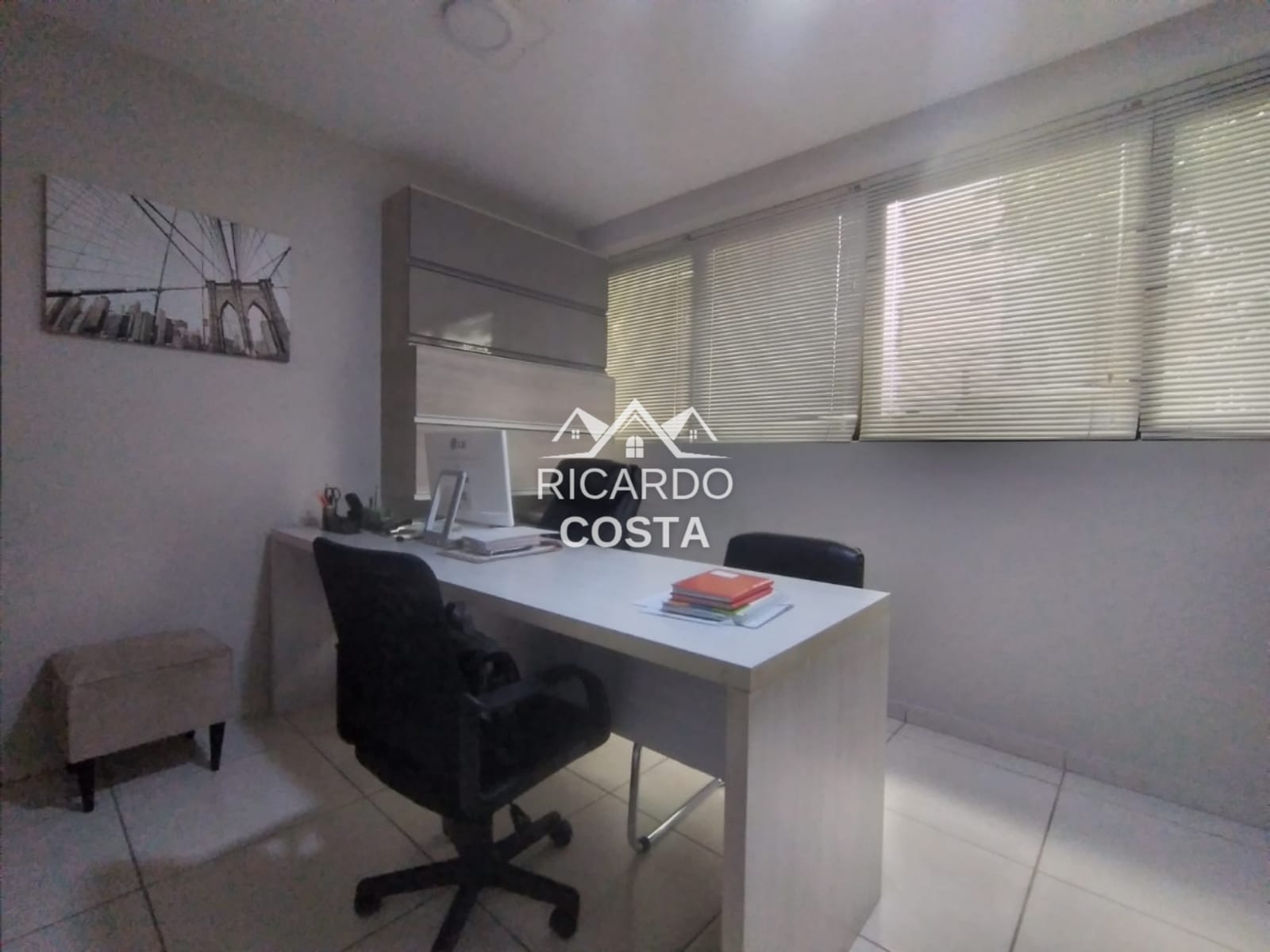 Imagem Vaga de Garagem à Venda ou Locação, 35 m² em Freguesia (Jacarepaguá) - Rio de Janeiro Imagem Vaga de Garagem à Venda ou Locação, 35 m² em Freguesia (Jacarepaguá) - Rio de Janeiro