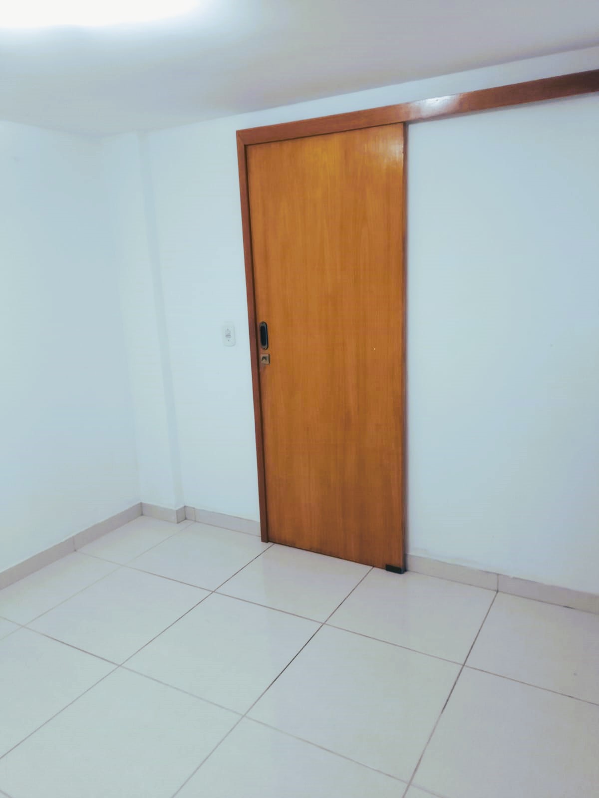 Imagem Apartamento com 2 Quartos à Venda, 40 m² em Bangu - Rio de Janeiro