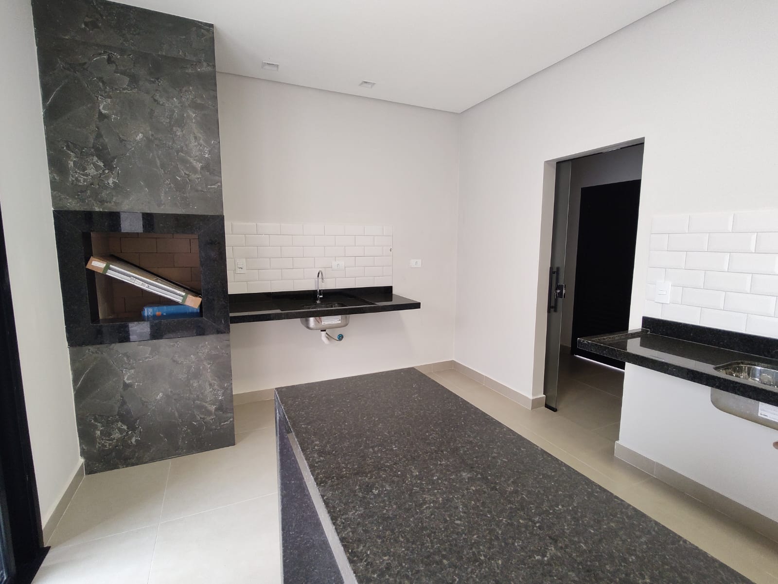 Imagem Casa com 3 Quartos à Venda, 148 m²em Jardim Tarumã - Londrina