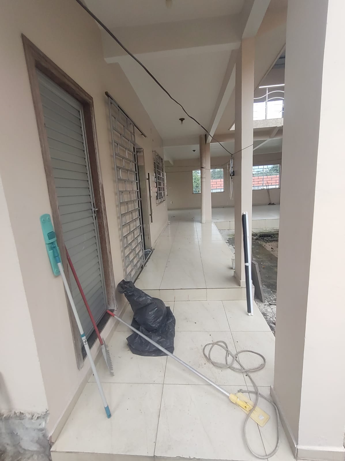 Imagem Casa com 4 Quartos à Venda, 400 m² em Novo Aleixo - Manaus Imagem Casa com 4 Quartos à Venda, 400 m² em Novo Aleixo - Manaus