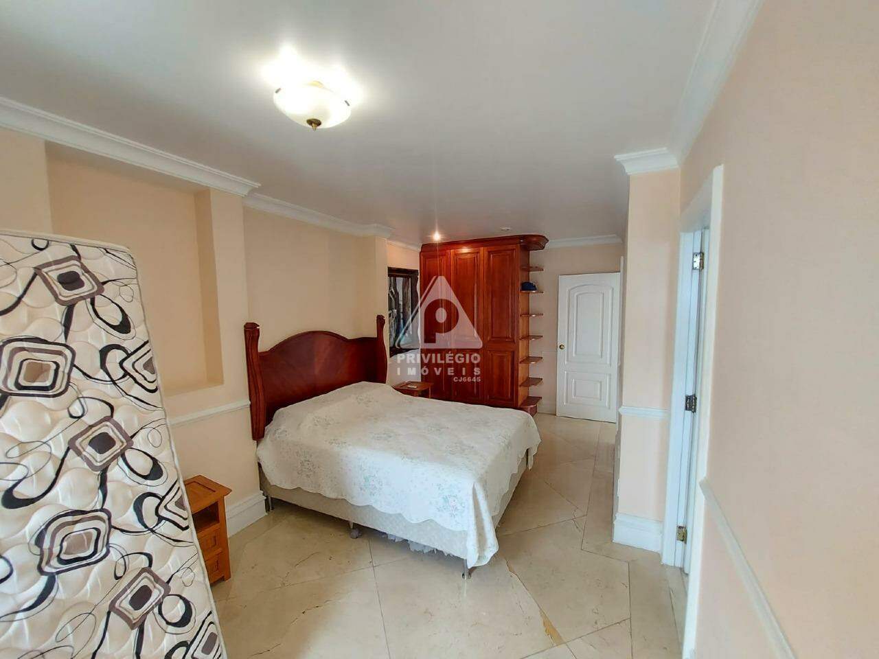 Imagem Cobertura com 4 Quartos à Venda, 744 m²em Copacabana - Rio de Janeiro