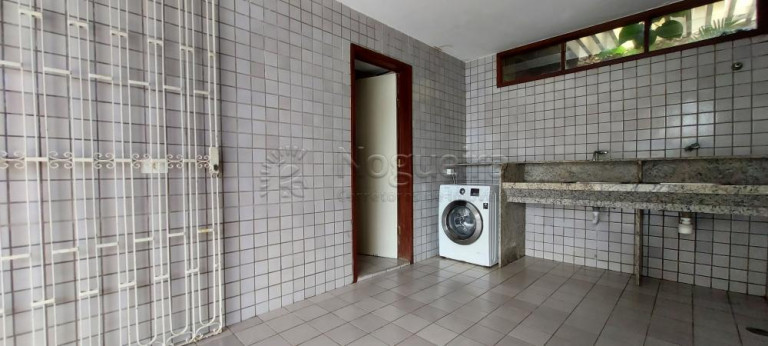 Imagem Casa com 4 Quartos à Venda, 317 m² em Imbiribeira - Recife