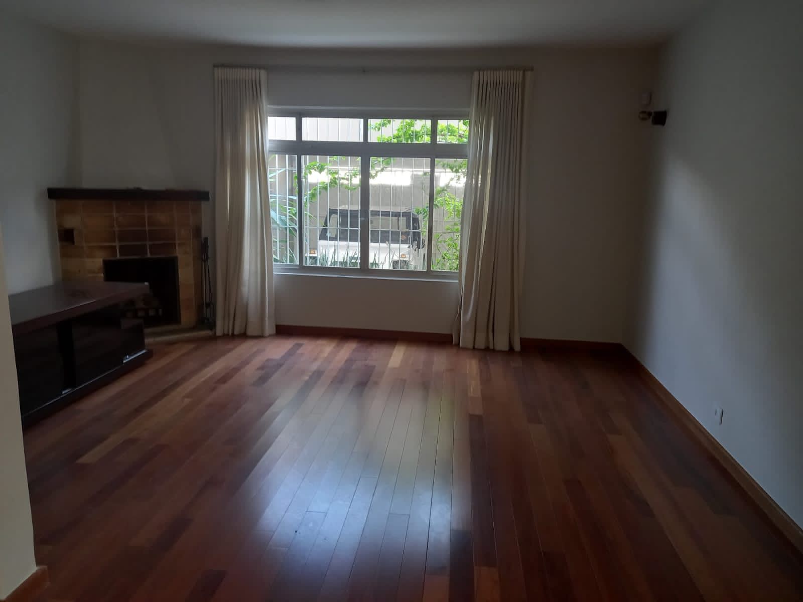 Imagem Sobrado com 3 Quartos à Venda, 181 m²em Jardim Prudência - São Paulo Imagem Sobrado com 3 Quartos à Venda, 181 m²em Jardim Prudência - São Paulo