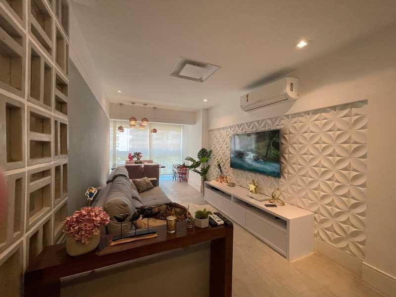Imagem Apartamento com 2 Quartos à Venda, 104 m²em Camboinhas - Niterói Imagem Apartamento com 2 Quartos à Venda, 104 m²em Camboinhas - Niterói