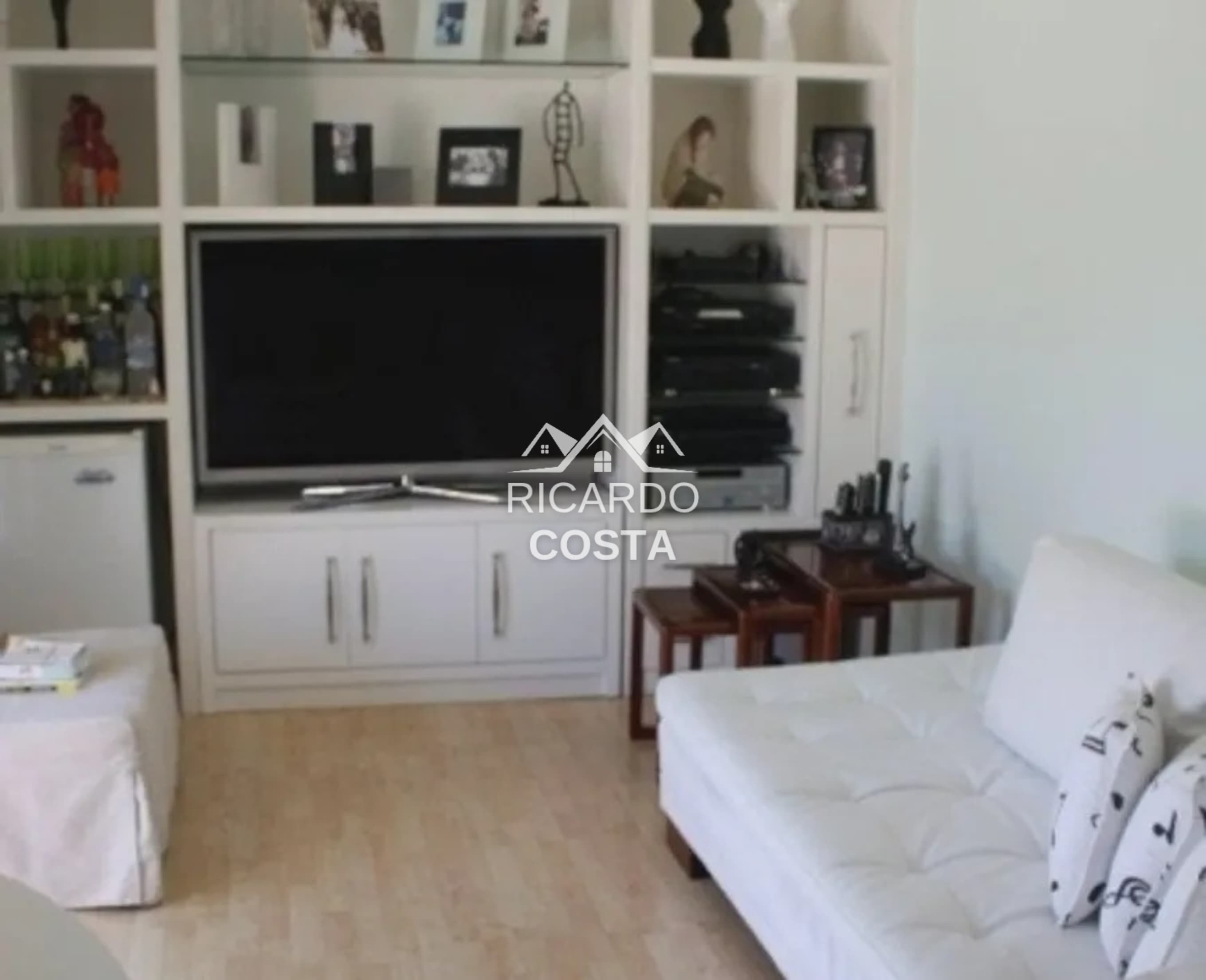 Imagem Cobertura com 4 Quartos à Venda ou Locação, 277 m² em Freguesia (Jacarepaguá) - Rio de Janeiro Imagem Cobertura com 4 Quartos à Venda ou Locação, 277 m² em Freguesia (Jacarepaguá) - Rio de Janeiro