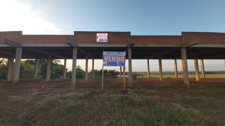 Imóvel Comercial à Venda, 720 m² em Vila Entroncamento - Campo Grande