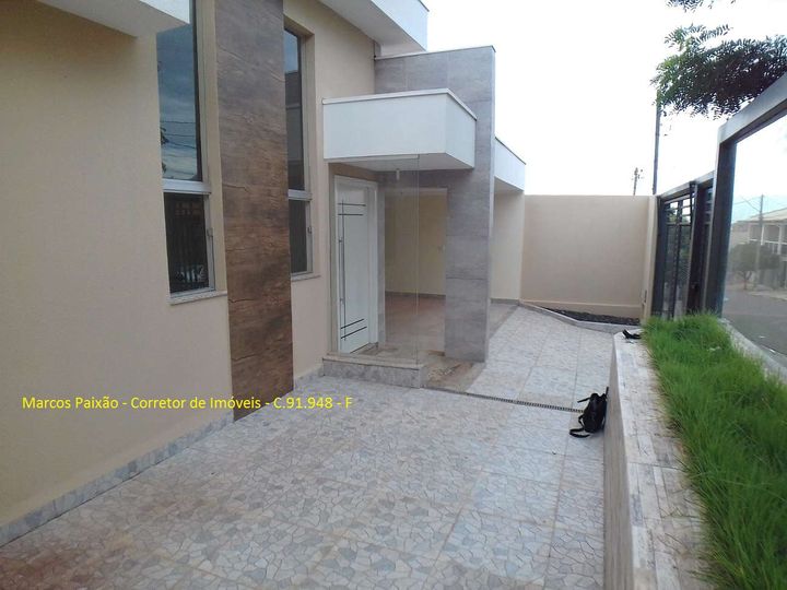 Imagem Casa com 3 Quartos à Venda, 193 m² em Parque Residencial Jardins - Presidente Prudente Imagem Casa com 3 Quartos à Venda, 193 m² em Parque Residencial Jardins - Presidente Prudente