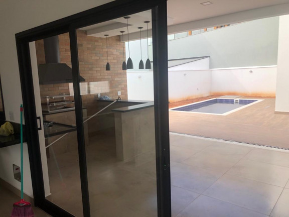 Imagem Casa de Condomínio com 3 Quartos para Alugar, 250 m² em Alphaville Nova Esplanada - Votorantim Imagem Casa de Condomínio com 3 Quartos para Alugar, 250 m² em Alphaville Nova Esplanada - Votorantim