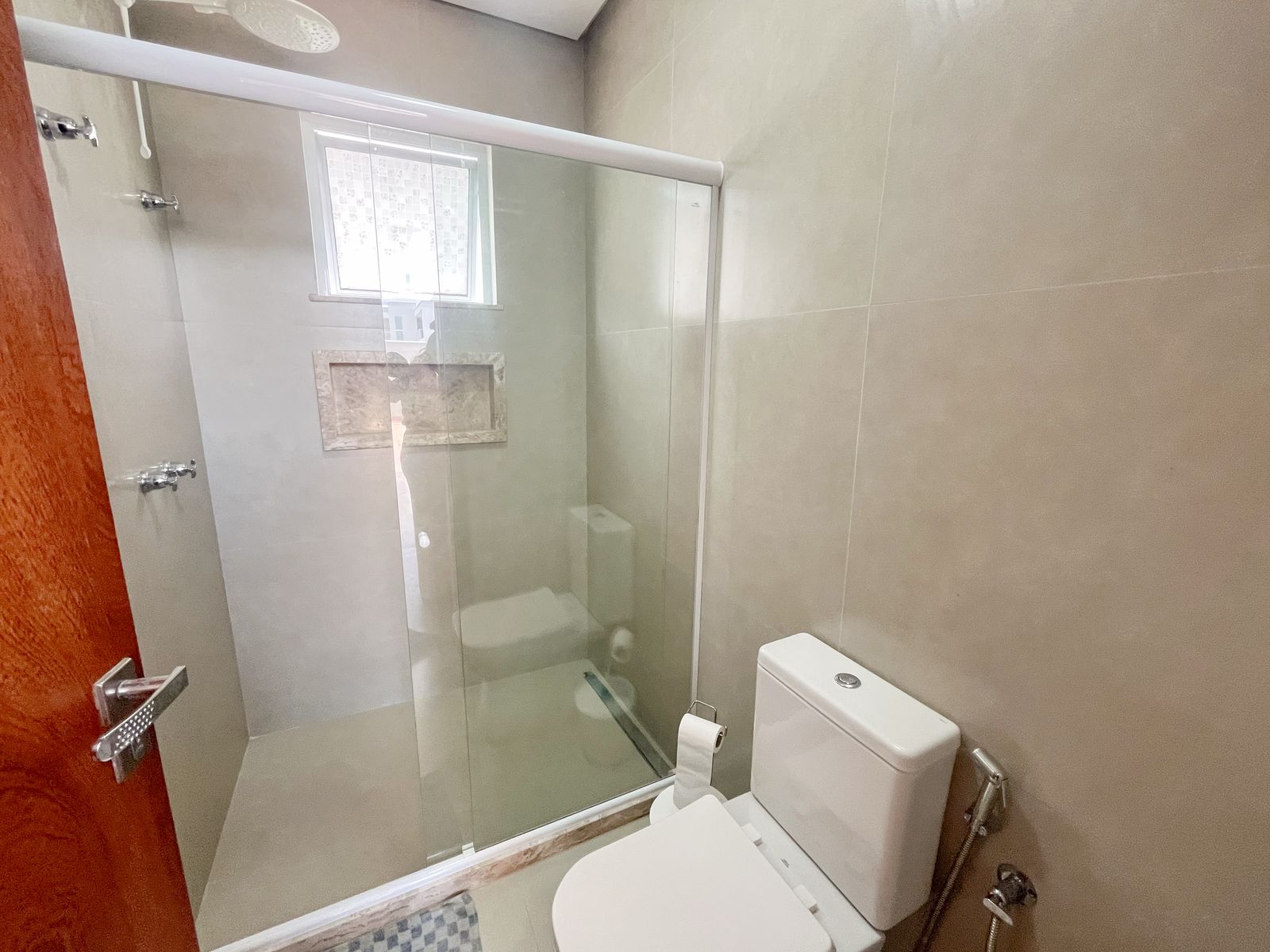 Imagem Casa de Condomínio com 4 Quartos à Venda, 398 m² em Vale do Landirana (Abrantes) - Camaçari Imagem Casa de Condomínio com 4 Quartos à Venda, 398 m² em Vale do Landirana (Abrantes) - Camaçari