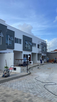 Imagem Casa de Condomínio com 2 Quartos à Venda, 77 m² em Nova Parnamirim - Parnamirim