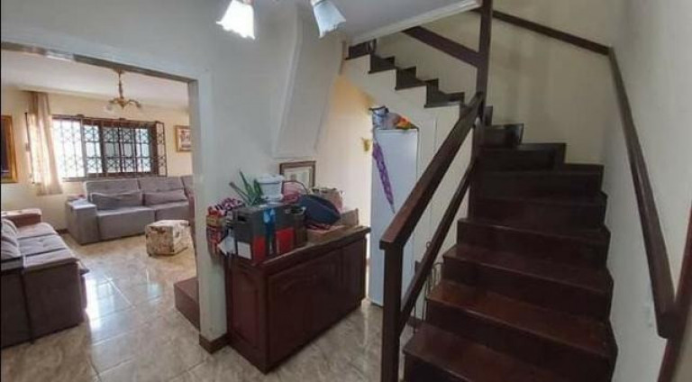 Imagem Casa com 3 Quartos à Venda, 242 m²em Fazendinha - Teresópolis Imagem Casa com 3 Quartos à Venda, 242 m²em Fazendinha - Teresópolis