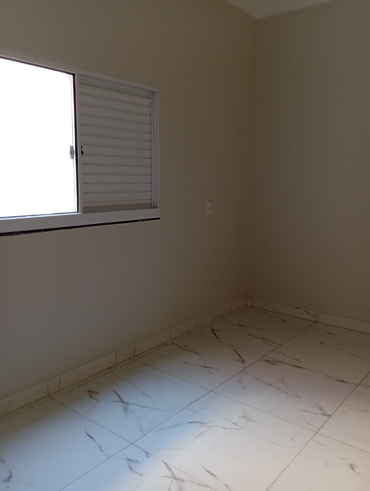 Imagem Casa com 2 Quartos à Venda, 65 m²em São Jorge - Uberlândia Imagem Casa com 2 Quartos à Venda, 65 m²em São Jorge - Uberlândia