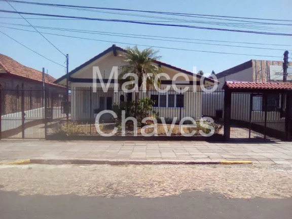 Imagem Casa com 3 Quartos à Venda, 250 m² em Medianeira - Porto Alegre Imagem Casa com 3 Quartos à Venda, 250 m² em Medianeira - Porto Alegre