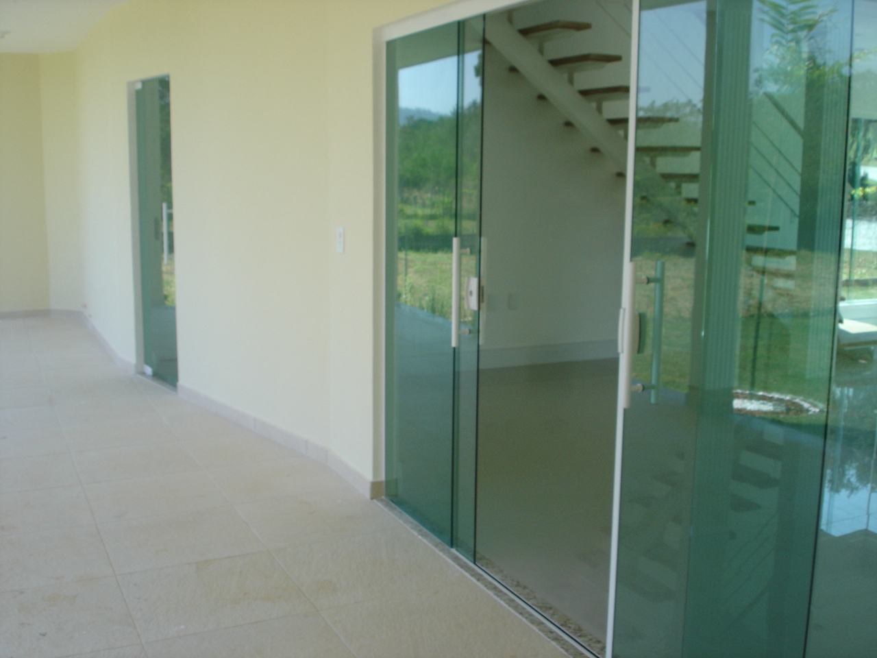 Imagem Casa de Condomínio com 4 Quartos à Venda ou Locação, 240 m²em Ubatiba - Maricá