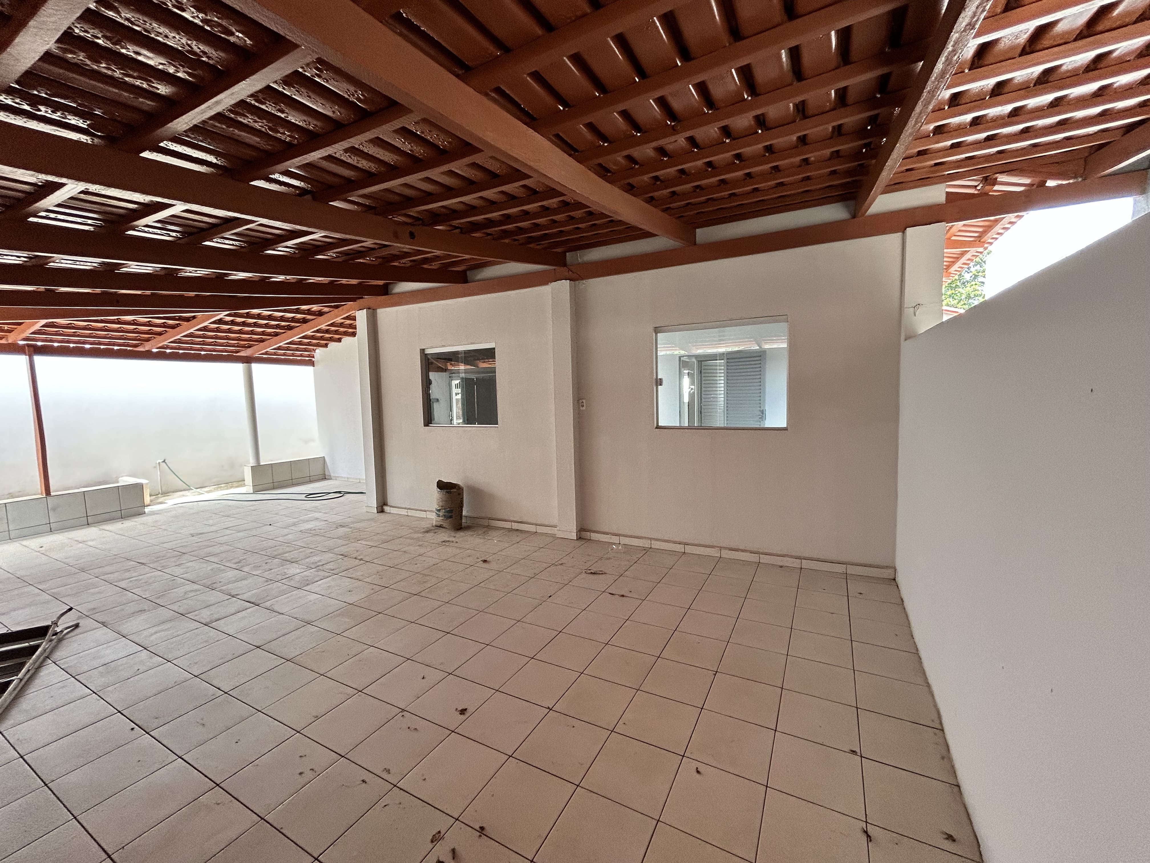 Imagem Casa com 4 Quartos à Venda, 163 m²em Setor Garavelo - Aparecida de Goiânia