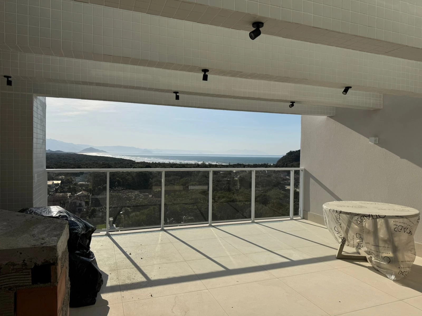 Imagem Apartamento com 1 Quarto à Venda, 56 m² em São Lourenço - Bertioga Imagem Apartamento com 1 Quarto à Venda, 56 m² em São Lourenço - Bertioga