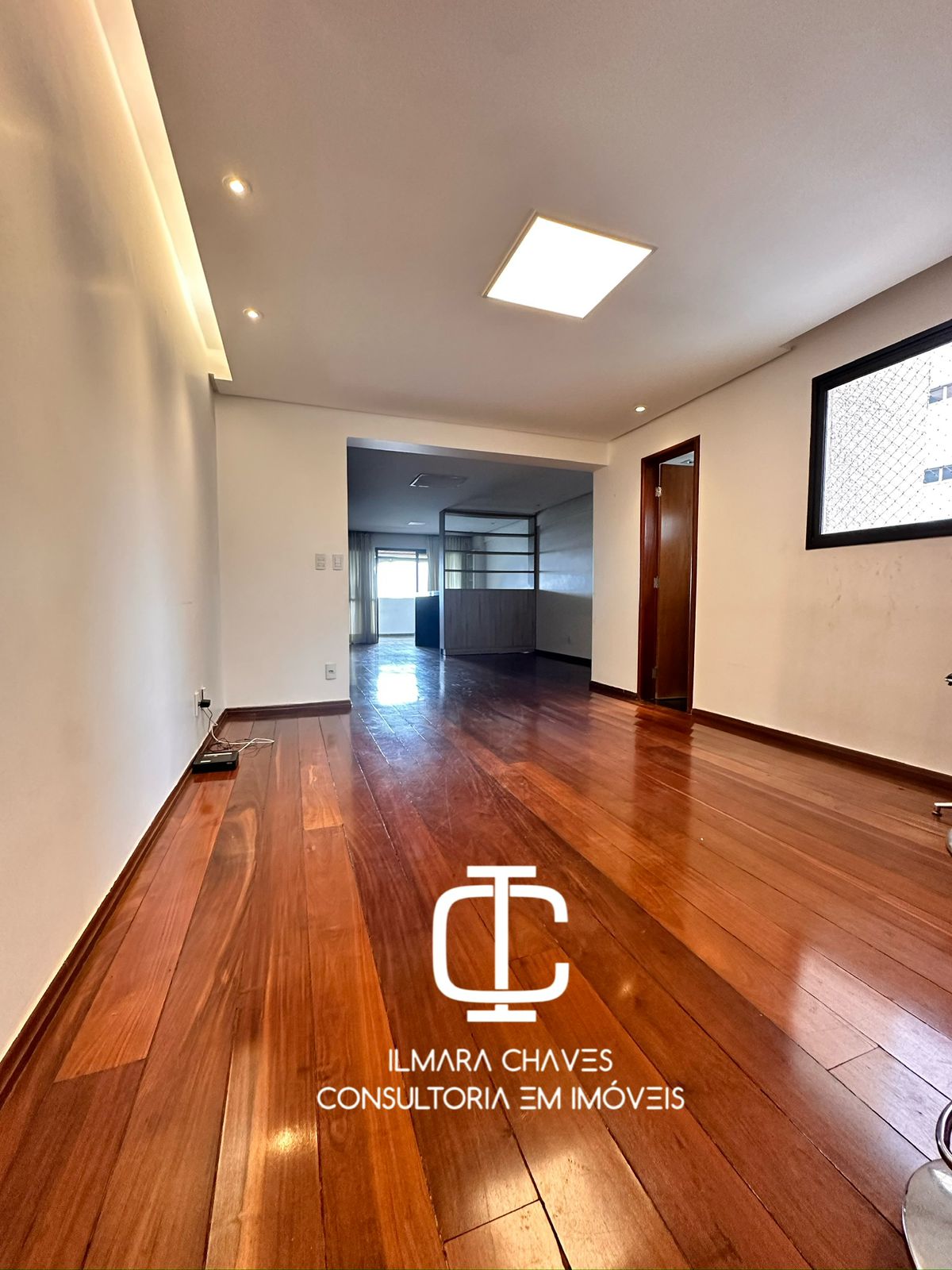 Imagem Apartamento com 3 Quartos à Venda, 178 m²em Setor Oeste - Goiânia Imagem Apartamento com 3 Quartos à Venda, 178 m²em Setor Oeste - Goiânia