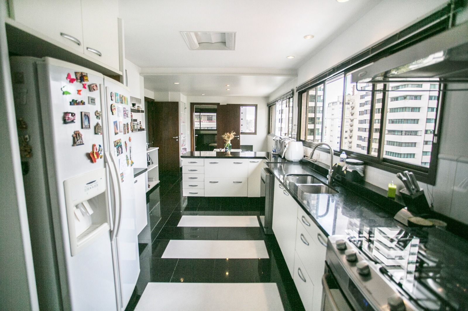 Imagem Apartamento com 3 Quartos à Venda, 290 m²em Aclimação - São Paulo