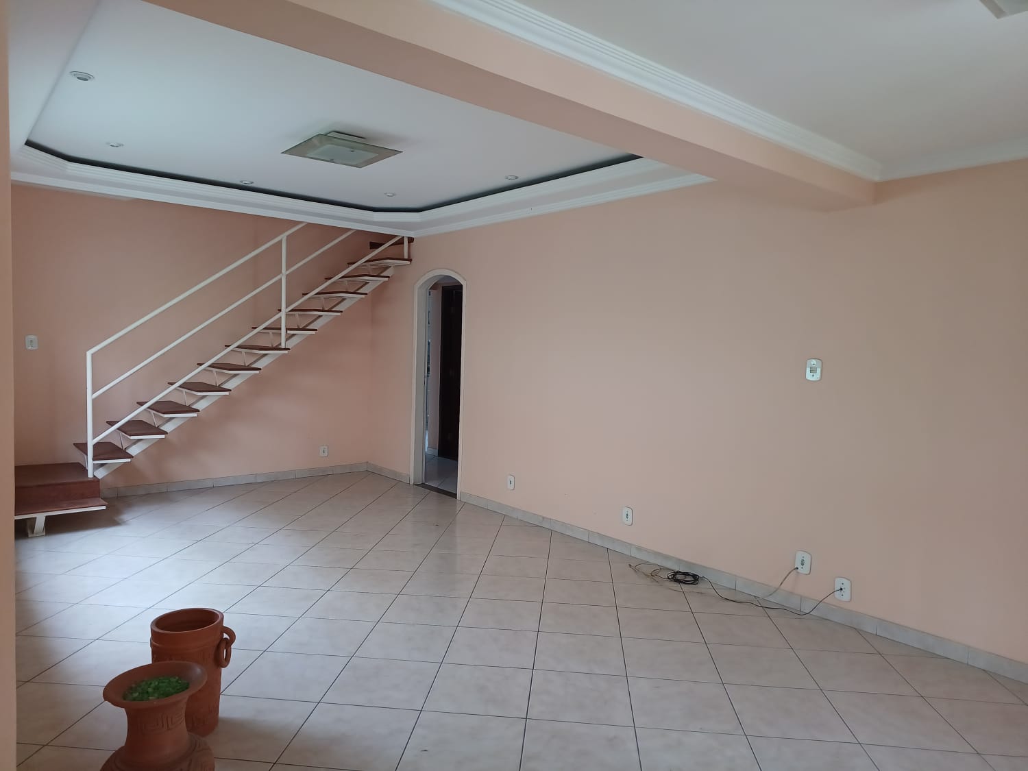 Imagem Casa com 5 Quartos à Venda, 360 m²em Venda das Pedras - Itaboraí Imagem Casa com 5 Quartos à Venda, 360 m²em Venda das Pedras - Itaboraí