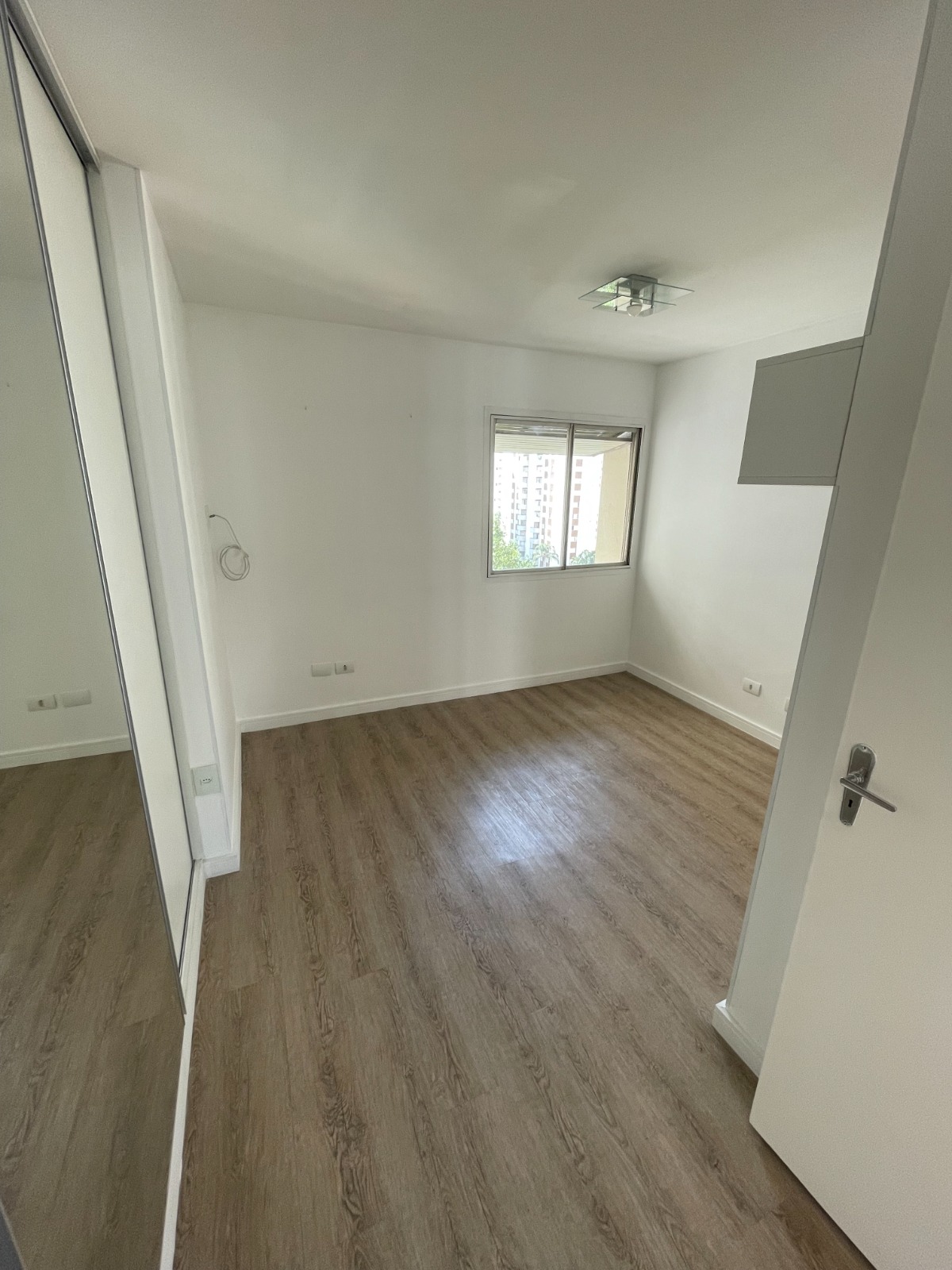Imagem Apartamento com 2 Quartos à Venda, 54 m²em Moema - São Paulo Imagem Apartamento com 2 Quartos à Venda, 54 m²em Moema - São Paulo