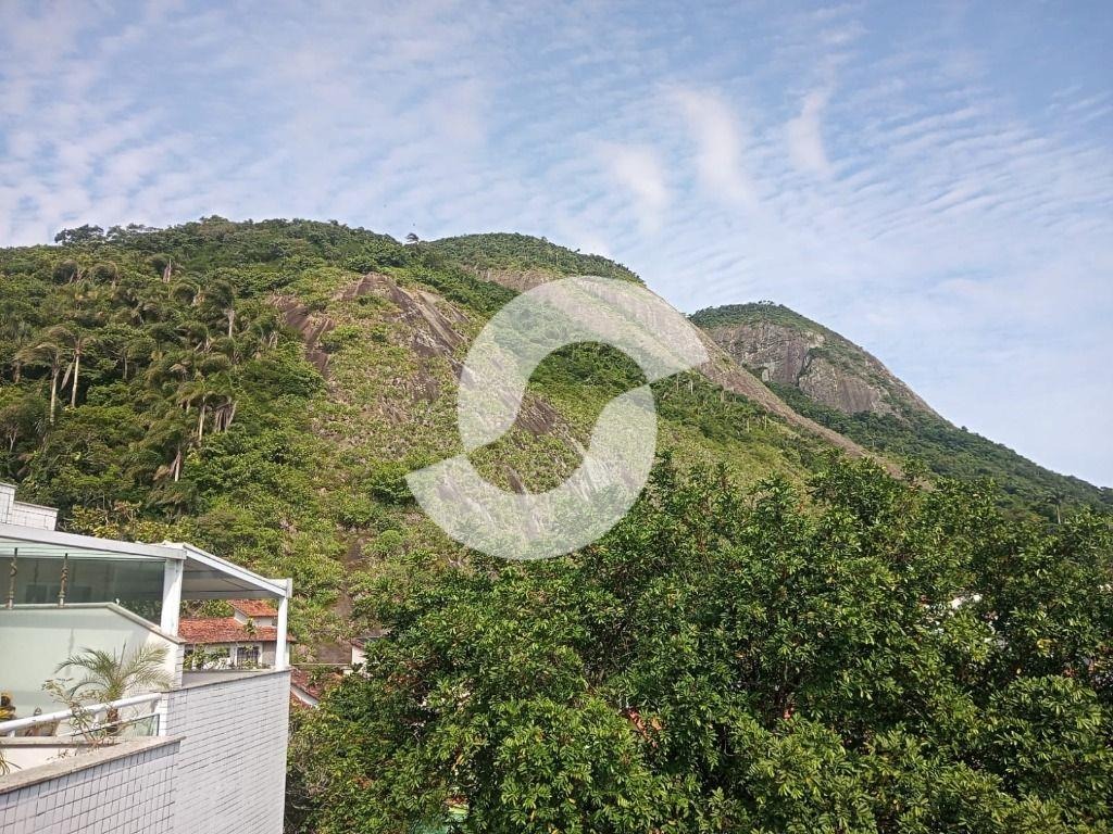 Imagem Cobertura com 1 Quarto à Venda ou Temporada, 85 m² em Itacoatiara - Niterói Imagem Cobertura com 1 Quarto à Venda ou Temporada, 85 m² em Itacoatiara - Niterói