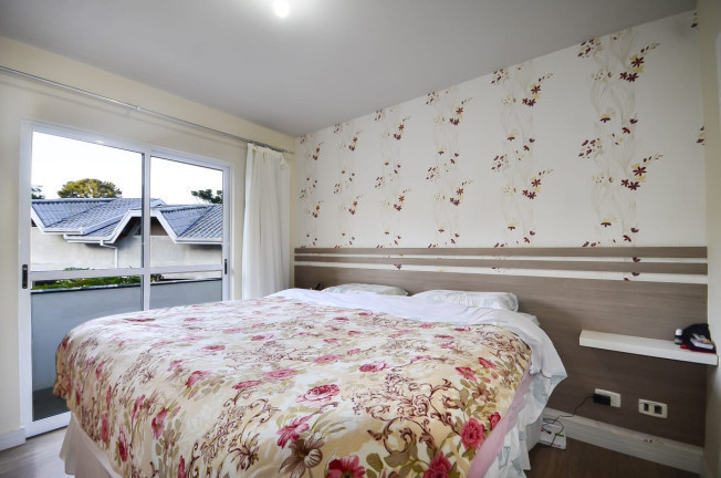 Imagem Sobrado com 3 Quartos à Venda, em Atuba - Curitiba Imagem Sobrado com 3 Quartos à Venda, em Atuba - Curitiba