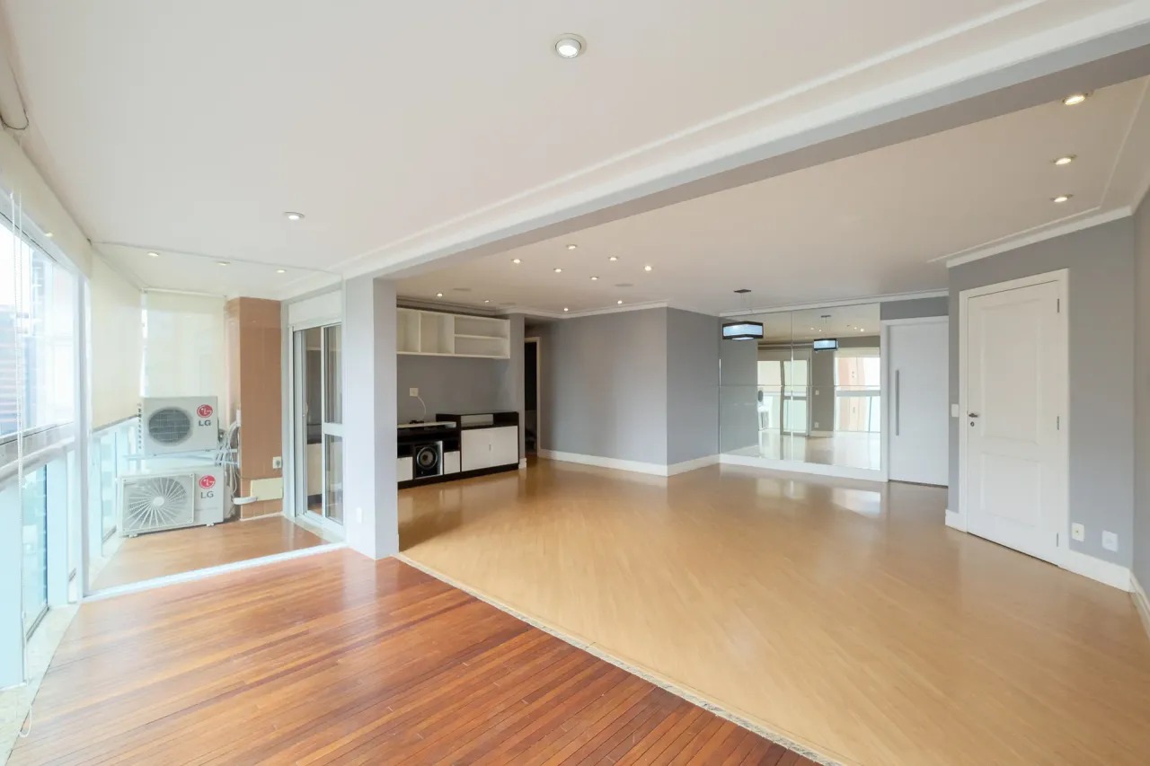 Apartamento com 3 Quartos à Venda, 125 m² em Vila Olímpia - São Paulo