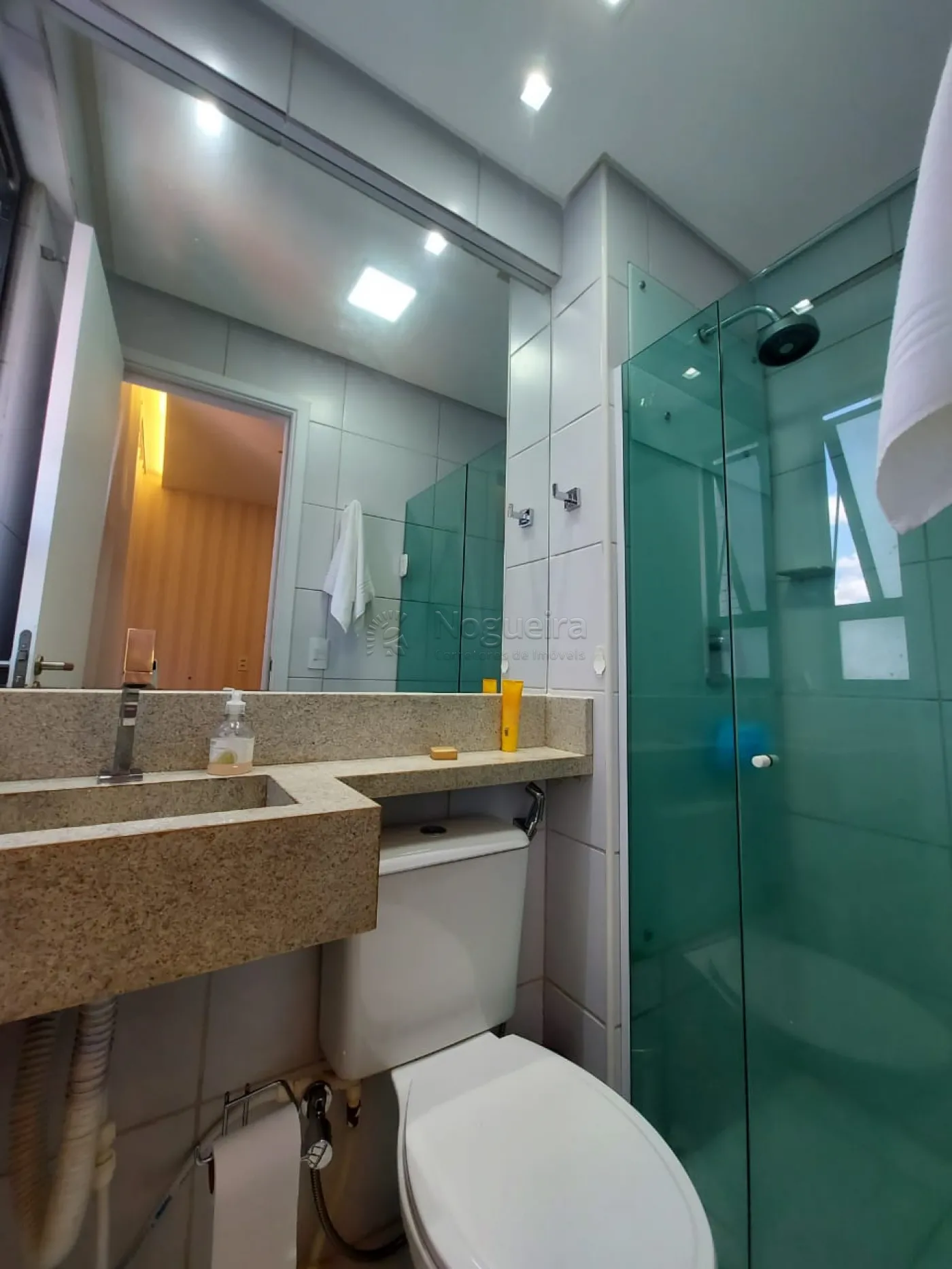 Imagem Apartamento com 3 Quartos à Venda, 81 m²em Candeias - Jaboatão dos Guararapes Imagem Apartamento com 3 Quartos à Venda, 81 m²em Candeias - Jaboatão dos Guararapes