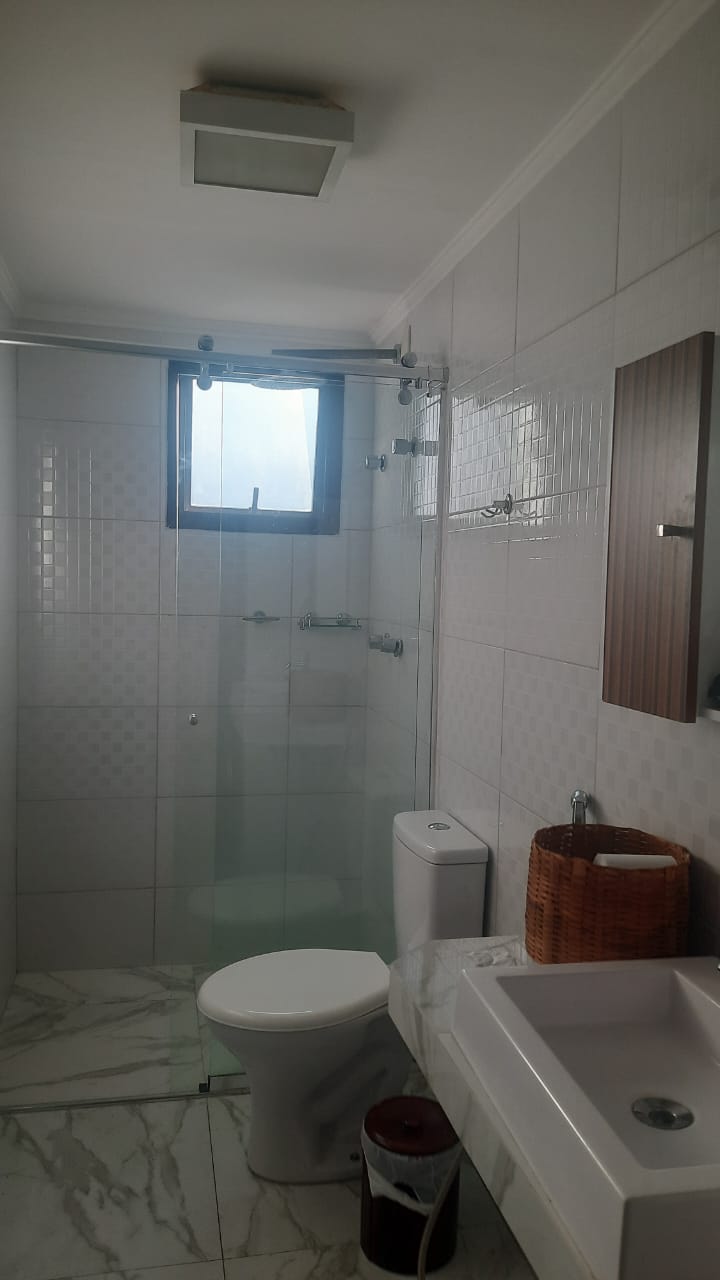 Imagem Apartamento com 3 Quartos para Alugar, 135 m²em Pitangueiras - Guarujá Imagem Apartamento com 3 Quartos para Alugar, 135 m²em Pitangueiras - Guarujá