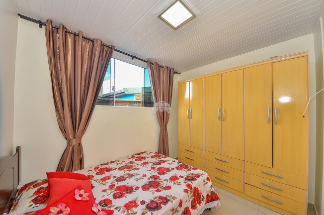 Imagem Casa com 2 Quartos à Venda, 68 m² em Ganchinho - Curitiba Imagem Casa com 2 Quartos à Venda, 68 m² em Ganchinho - Curitiba